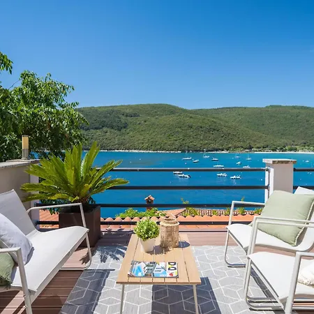 Blu Mar Daire